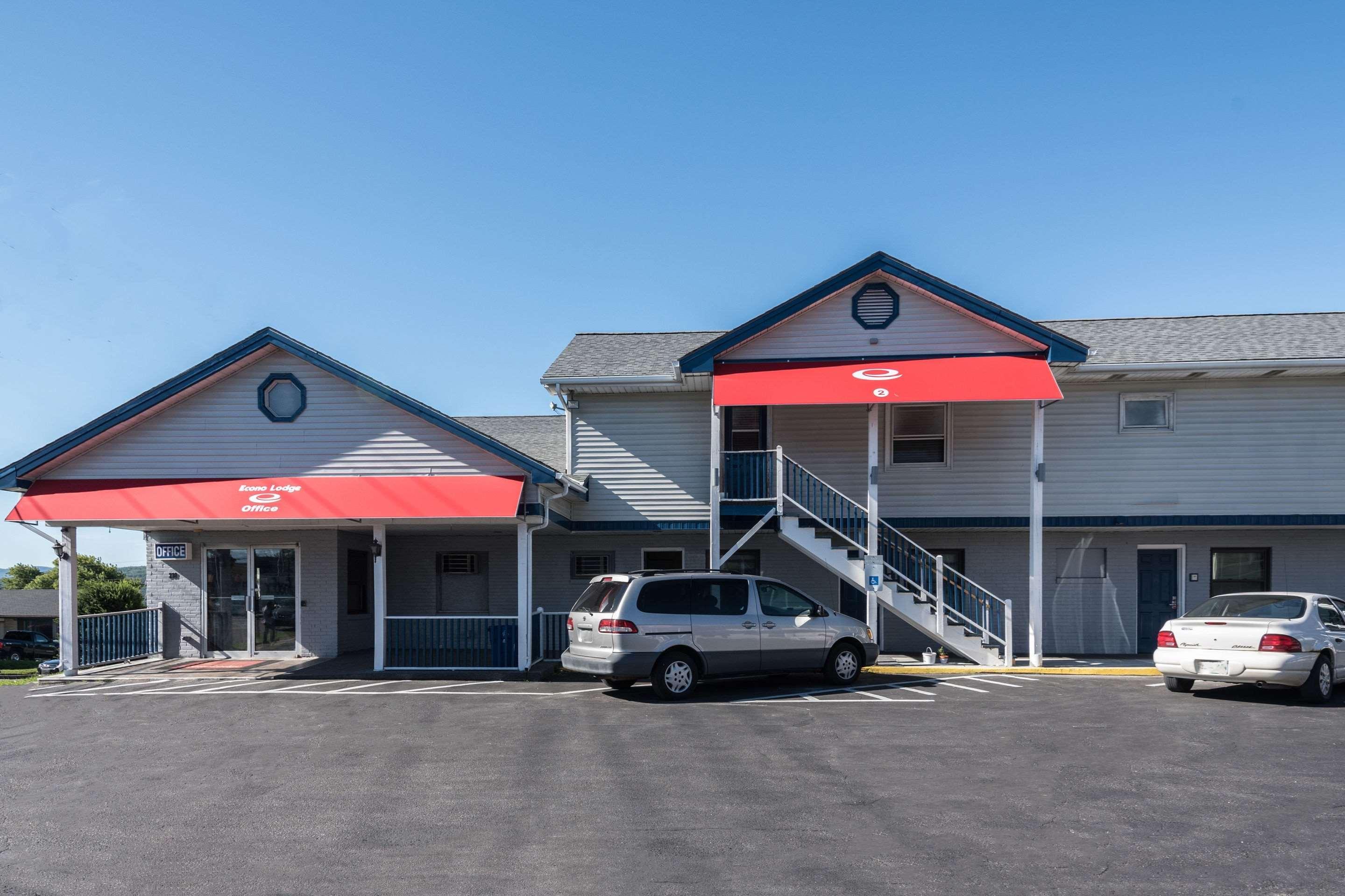 Econo Lodge Rutland City Near Hwy 7 Екстериор снимка