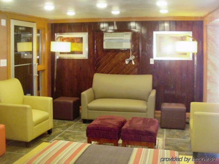Econo Lodge Rutland City Near Hwy 7 Екстериор снимка