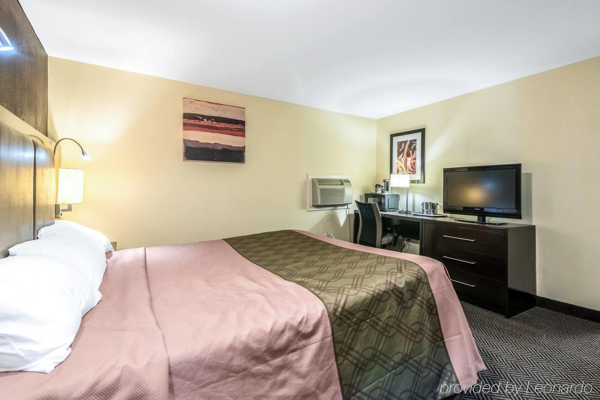 Econo Lodge Rutland City Near Hwy 7 Екстериор снимка
