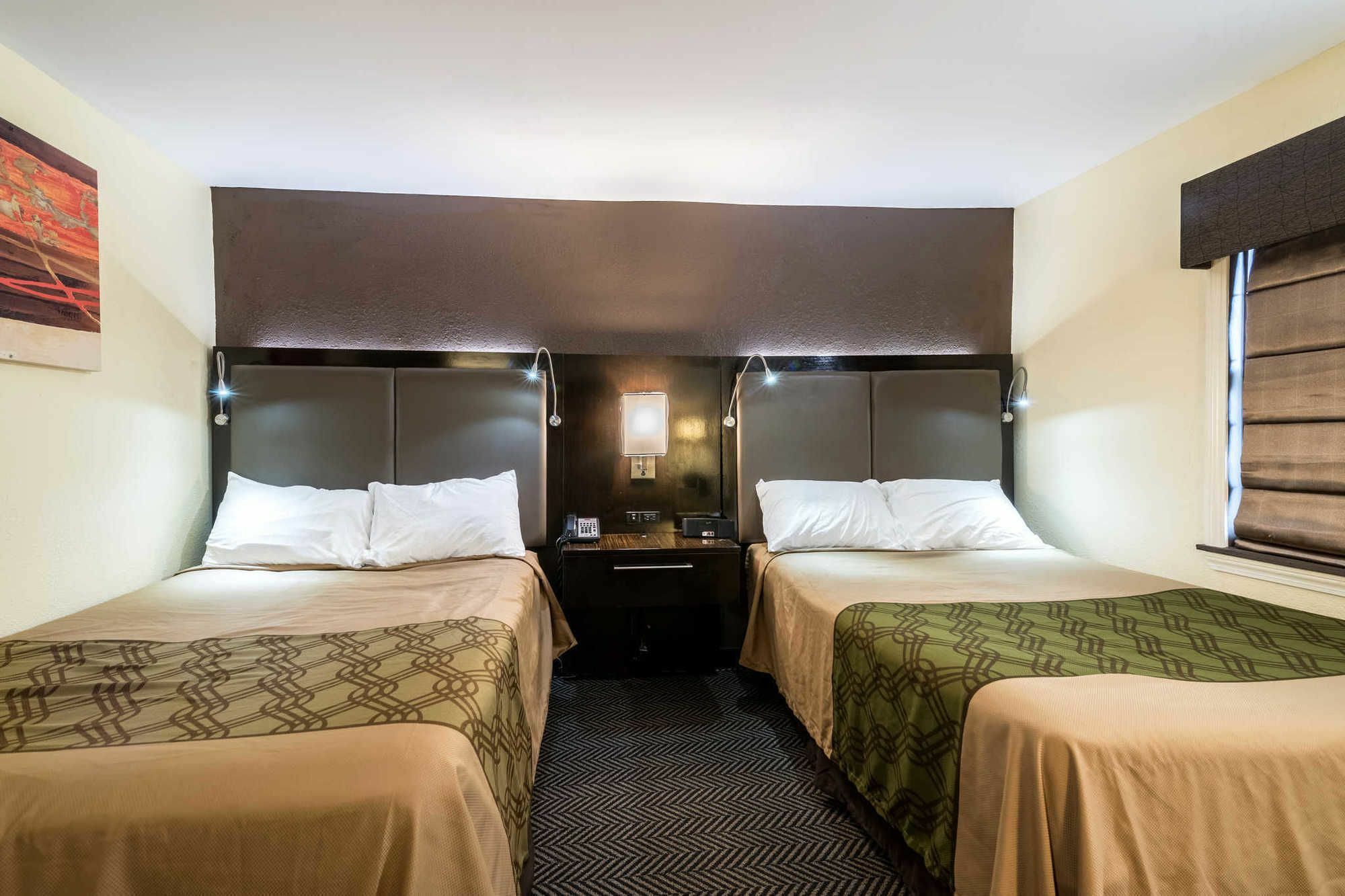 Econo Lodge Rutland City Near Hwy 7 Екстериор снимка